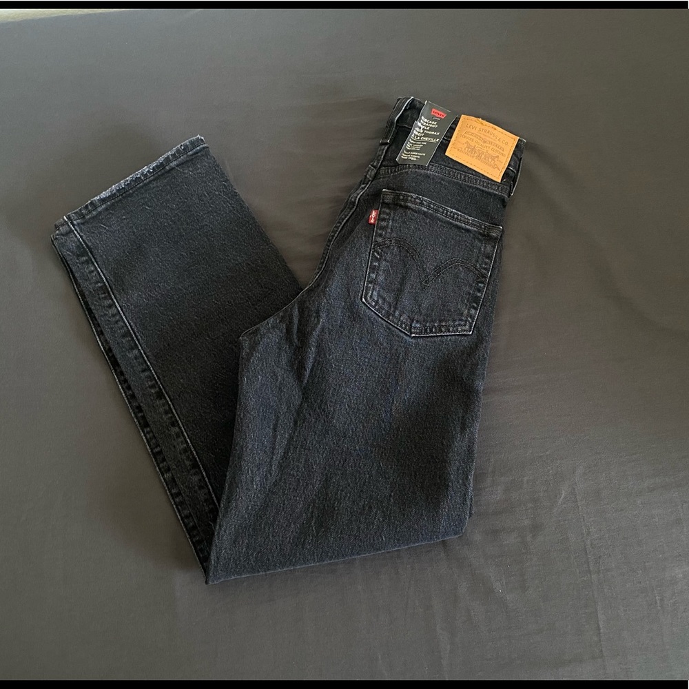 Levi's® Premium
RIBCAGE STRAIGHT ANKLE WOMEN'S JEANS